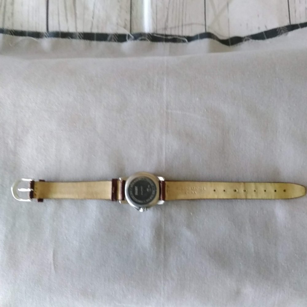 Timex Ladies Watch - Picture 7 of 15
